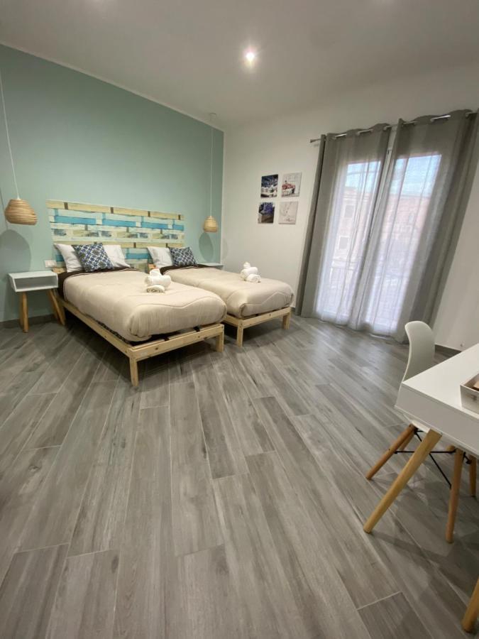 La Piccola Formica Charme Rooms パレルモ エクステリア 写真