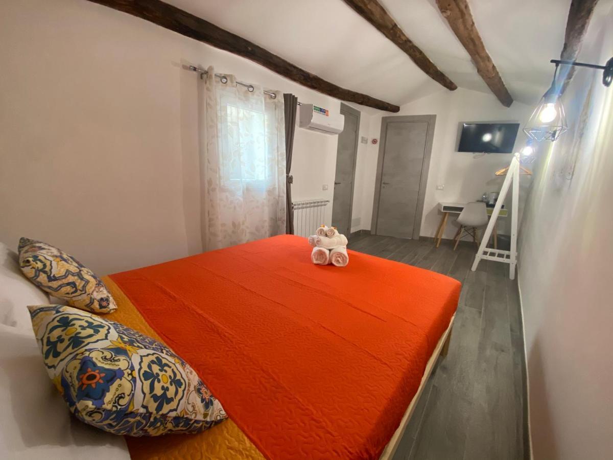 La Piccola Formica Charme Rooms パレルモ エクステリア 写真