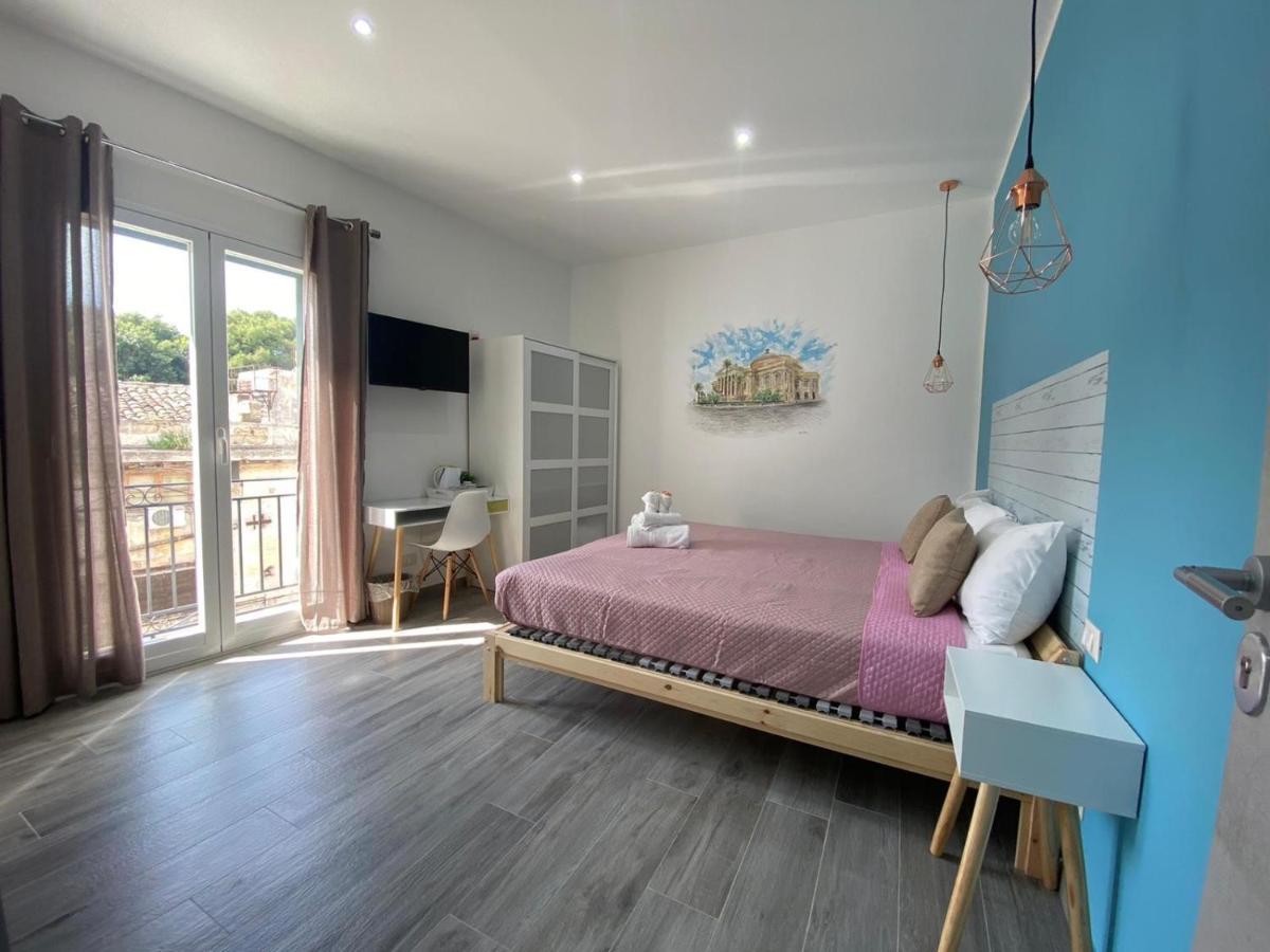 La Piccola Formica Charme Rooms パレルモ エクステリア 写真
