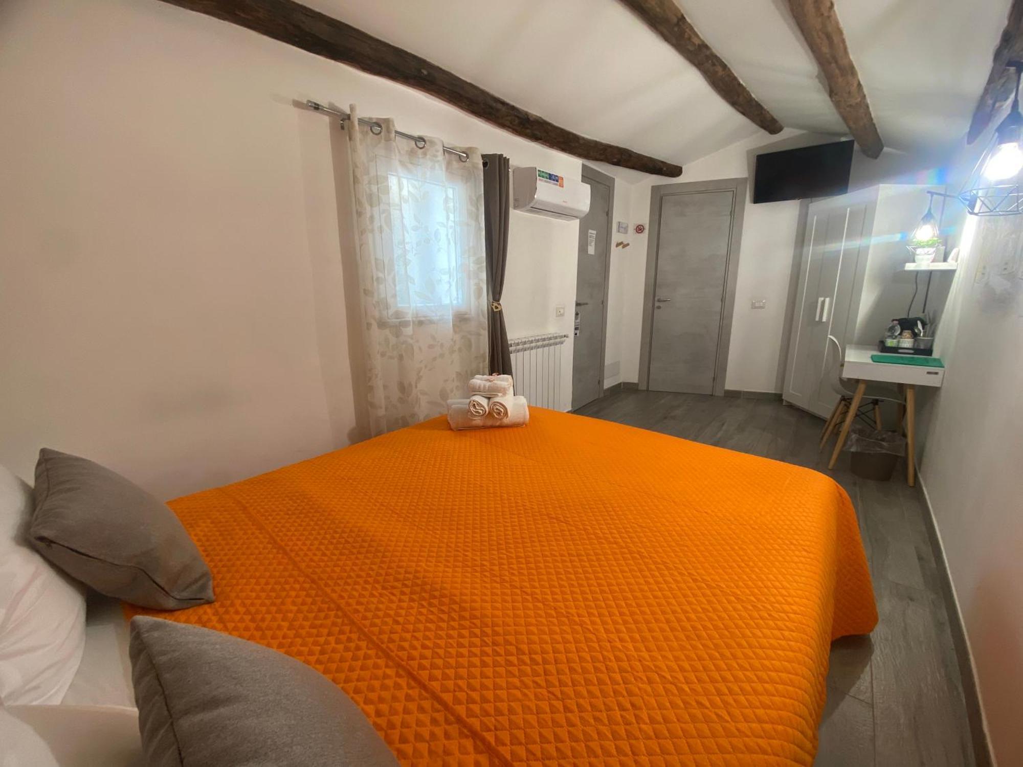 La Piccola Formica Charme Rooms パレルモ エクステリア 写真